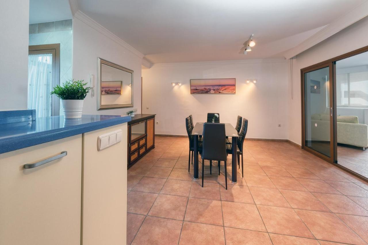 Casa Elin-Shared Pool, Fast Wifi Villa กอสตา เตกีสเซ ภายนอก รูปภาพ
